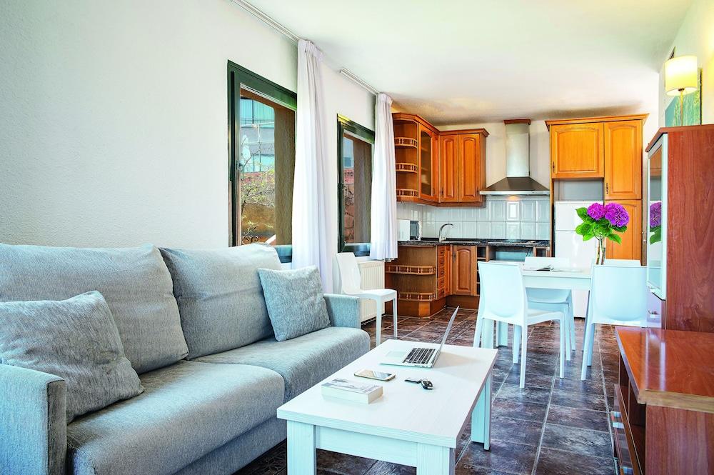 Pierre & Vacances Villa Romana Tossa de Mar Extérieur photo